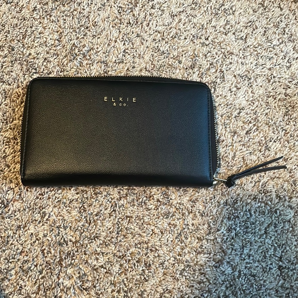 Elkie & Co wallet